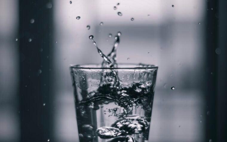 Drinkwater in Dubai: kun je het uit de kraan drinken?