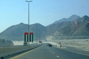 Met een huurauto van Dubai naar Oman